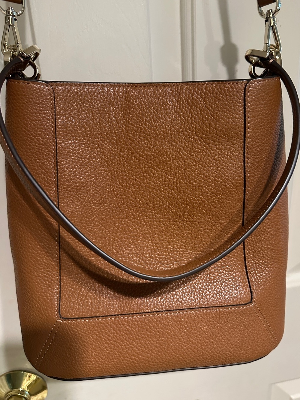 Barely carried, chestnut colored, Kate Spade crossbody with top handle - Picture 2 of 5
